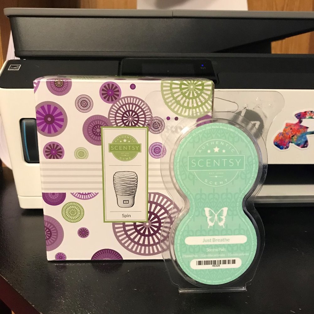 Spin Wall Fan Diffuser & Just Breathe Scentsy Pod